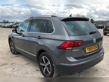 Used Volkswagen Tiguan 2018 for sale - 78131897: Photo