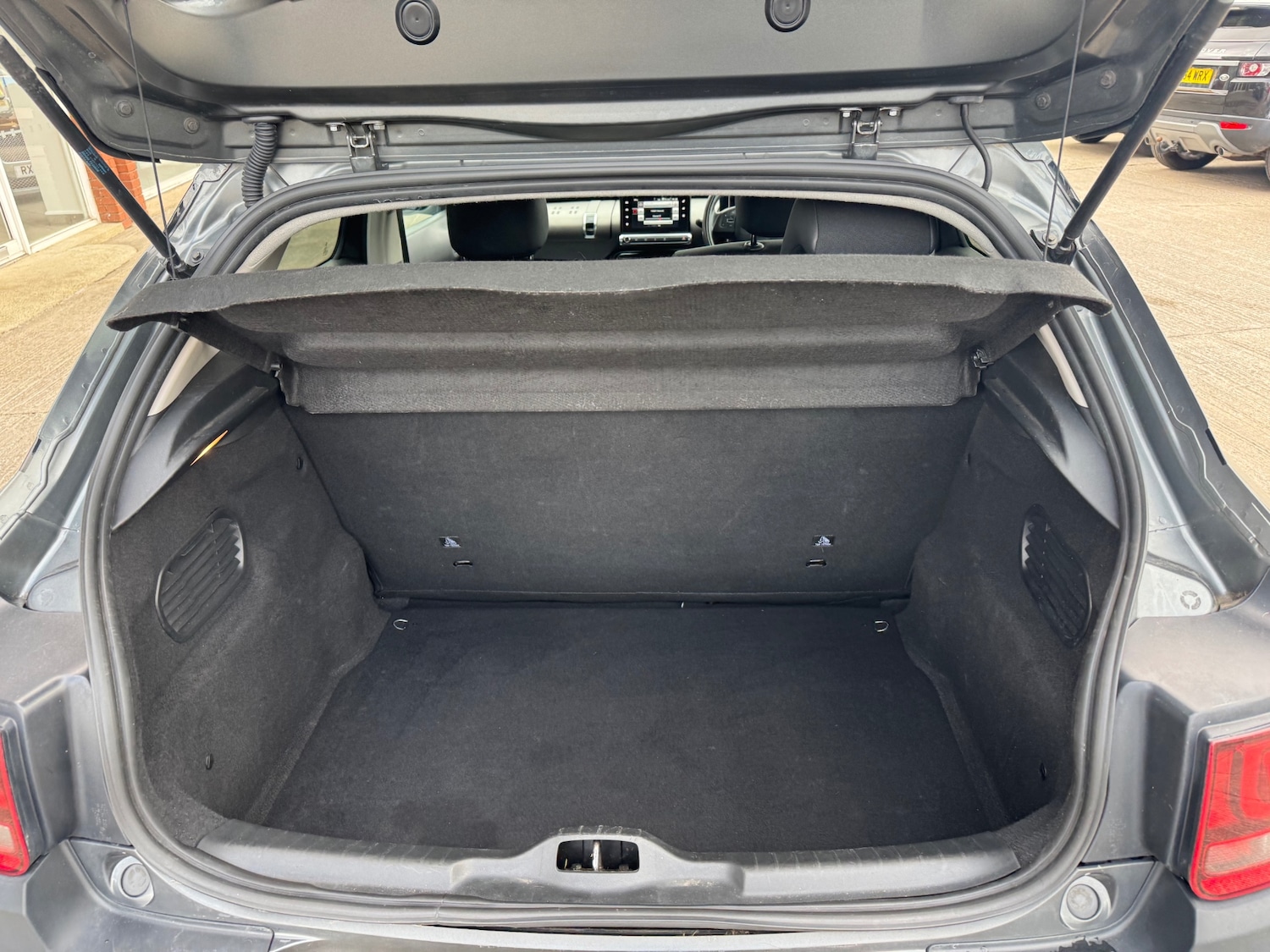 Used Citroen C4 Cactus 2015 for sale - 76017244: Photo 28