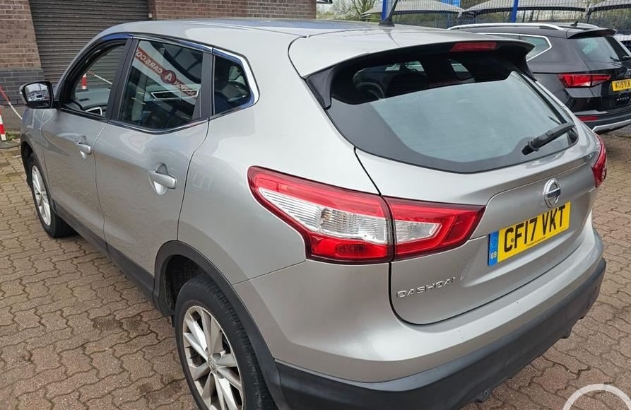 Used Nissan Qashqai 2017 for sale - 78107723: Photo 2