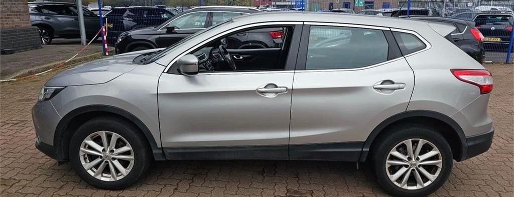 Used Nissan Qashqai 2017 for sale - 78107723: Photo 4