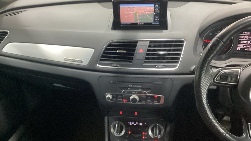 Used Audi Q3 2013 for sale - 77677424: Photo 3