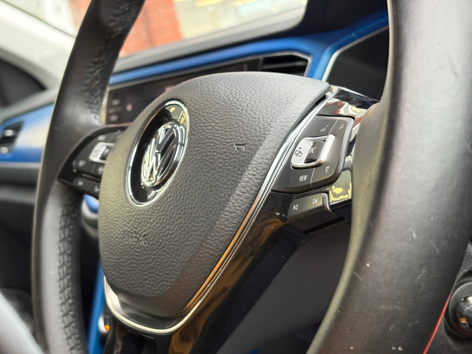 Used Volkswagen T-Roc 2019 for sale - 77106090: Photo 23