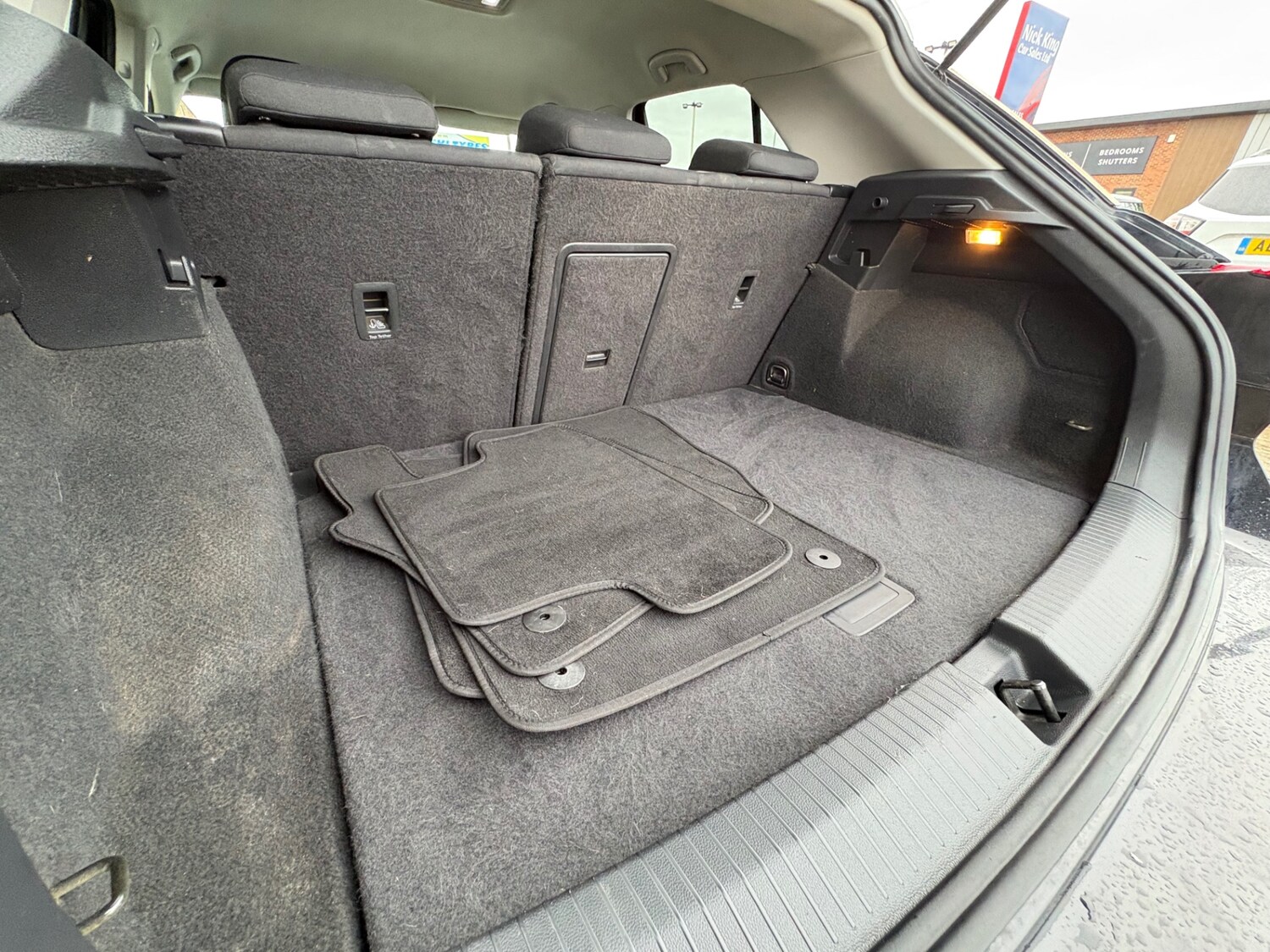 Used Volkswagen T-Roc 2019 for sale - 77106090: Photo 25