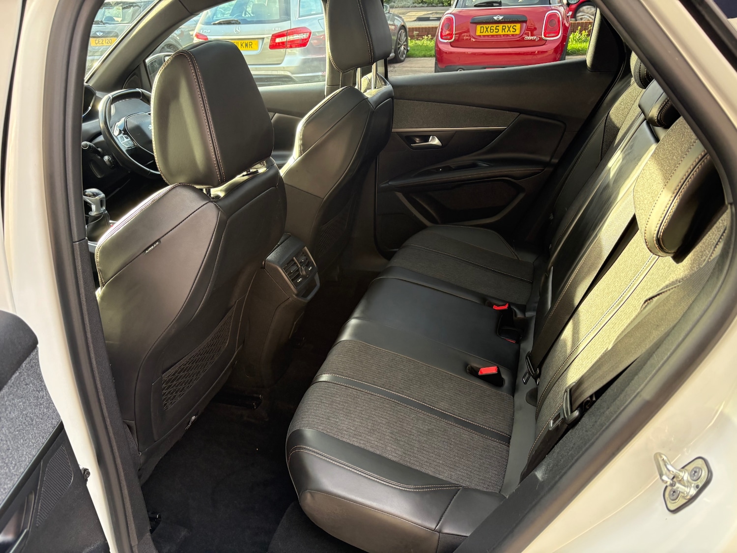 Used Peugeot 3008 2018 for sale - 76340659: Photo 12