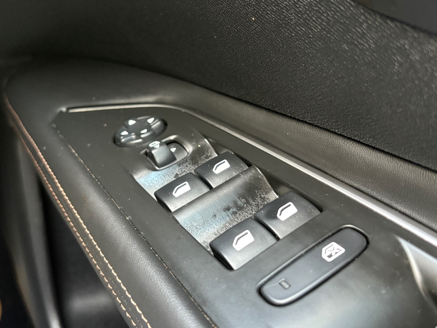 Used Peugeot 3008 2018 for sale - 76340659: Photo 23