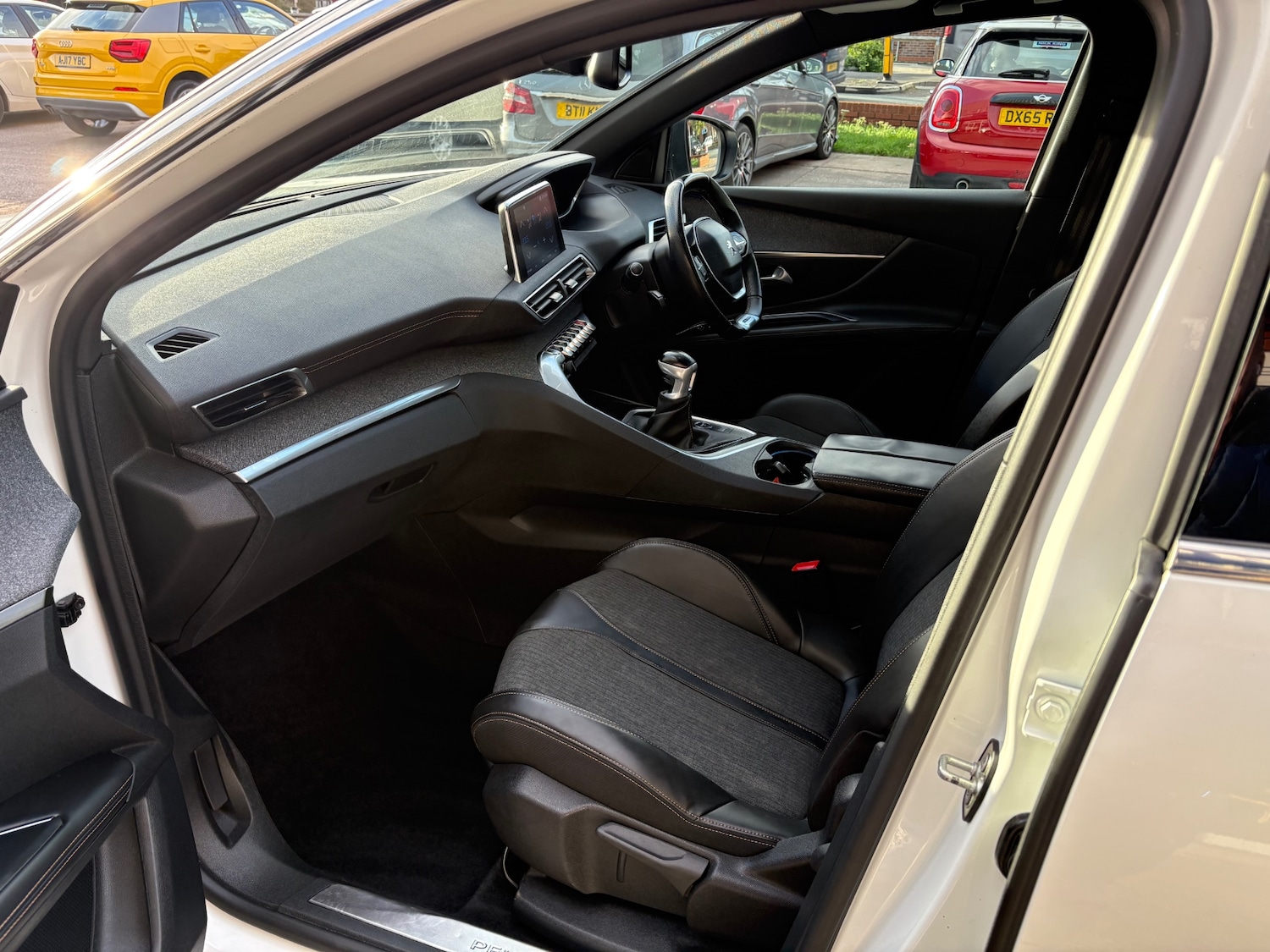 Used Peugeot 3008 2018 for sale - 76340659: Photo 8