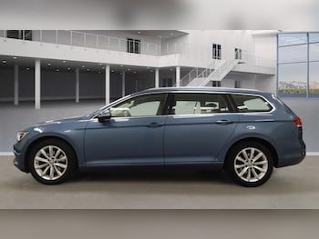 Used Volkswagen Passat 2016 for sale - 76413897: Photo