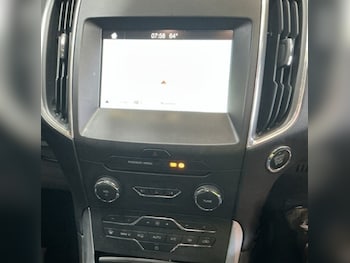 Used Ford Galaxy 2018 for sale - 79487518: Photo