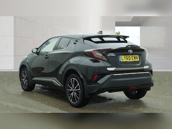 Used Toyota C-HR 2019 for sale - 78465723: Photo