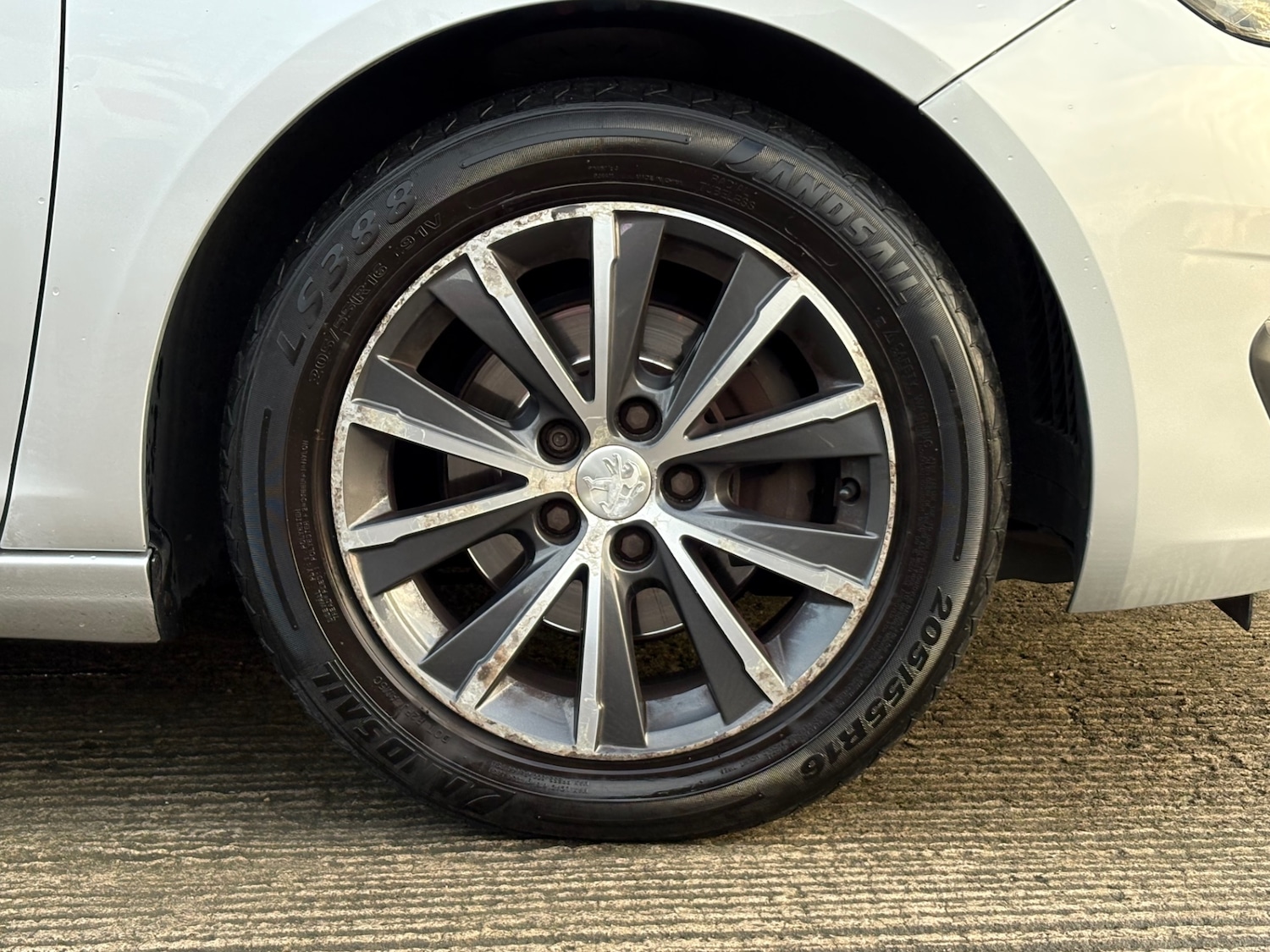 Used Peugeot 308 2016 for sale - 76466074: Photo 40