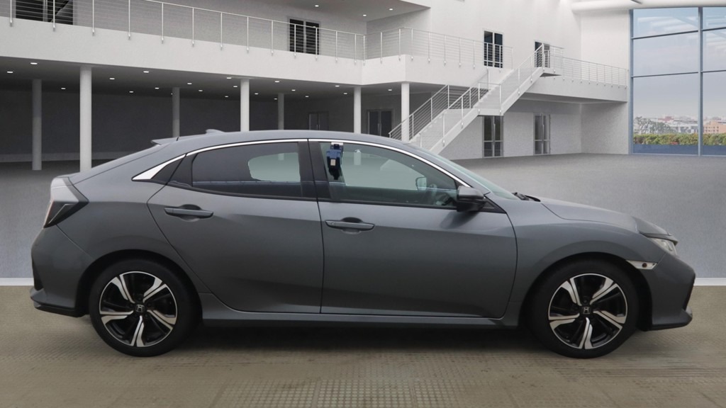 Used Honda Civic 2019 for sale - 77902622: Photo 5