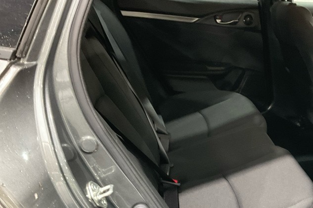 Used Honda Civic 2019 for sale - 77902622: Photo 8