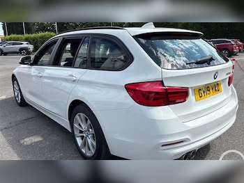Used BMW 3 Series 2019 for sale - 79391876: Photo