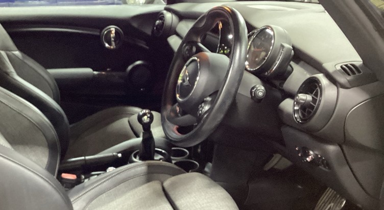 Used MINI Hatch 2018 for sale - 77492850: Photo 7