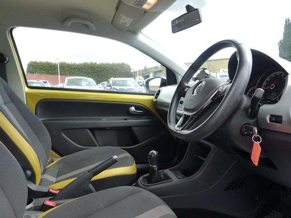 Used Volkswagen up! 2016 for sale - 66846277: Photo 4