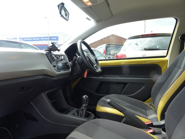 Used Volkswagen up! 2016 for sale - 66846277: Photo 6