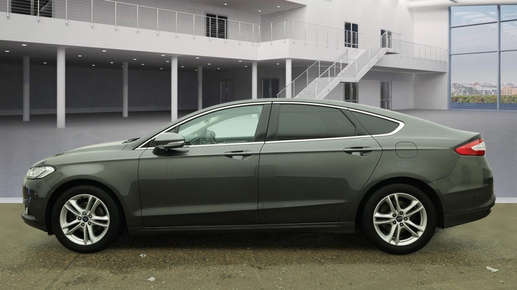 Used Ford Mondeo 2015 for sale - 77224853: Photo 2
