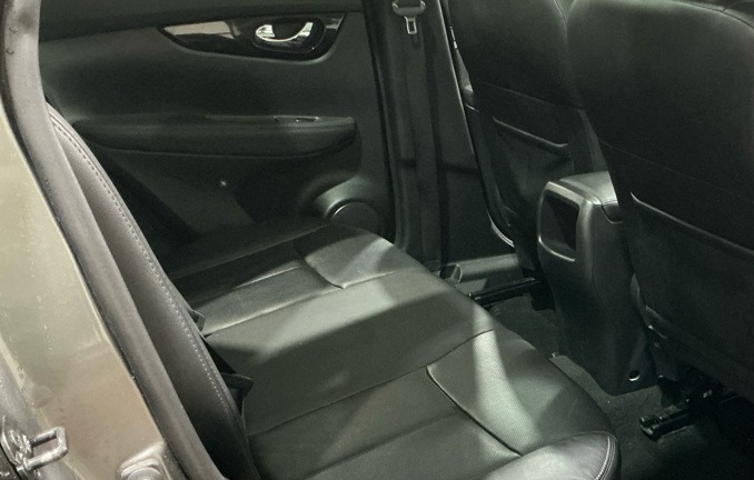 Used Nissan Qashqai 2016 for sale - 77718261: Photo 9