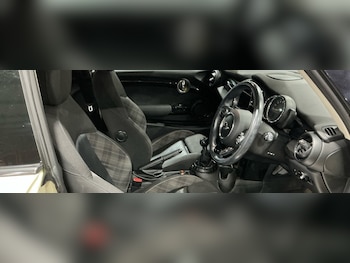 Used MINI Hatch 2017 for sale - 77225388: Photo