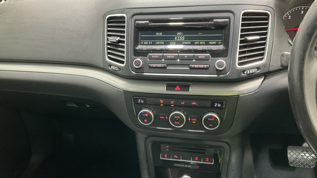 Used Volkswagen Sharan 2014 for sale - 77406744: Photo 8