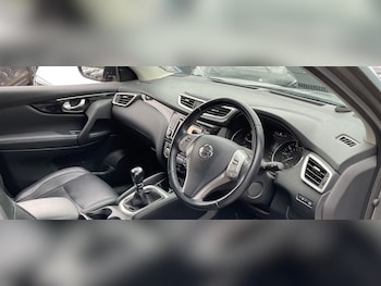 Used Nissan Qashqai 2017 for sale - 75373984: Photo