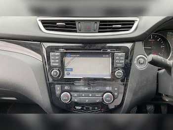 Used Nissan Qashqai 2017 for sale - 75373984: Photo