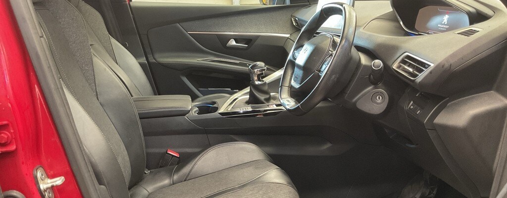 Used Peugeot 3008 2018 for sale - 76534108: Photo 8