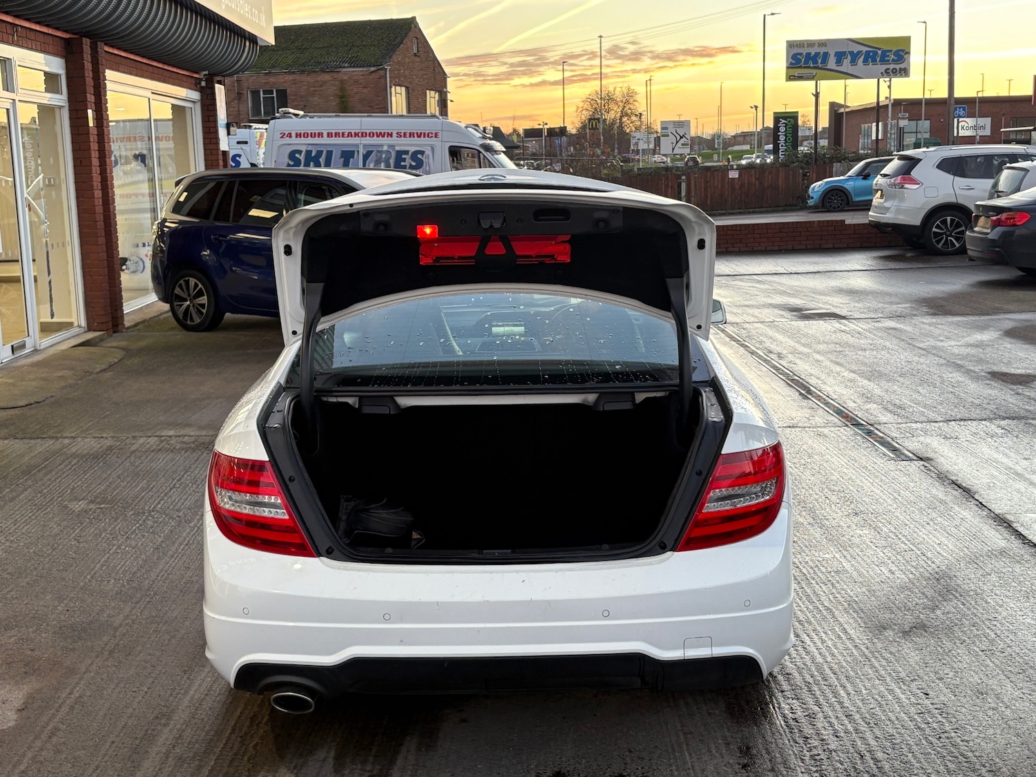 Used Mercedes-Benz C Class 2015 for sale - 76919236: Photo 36