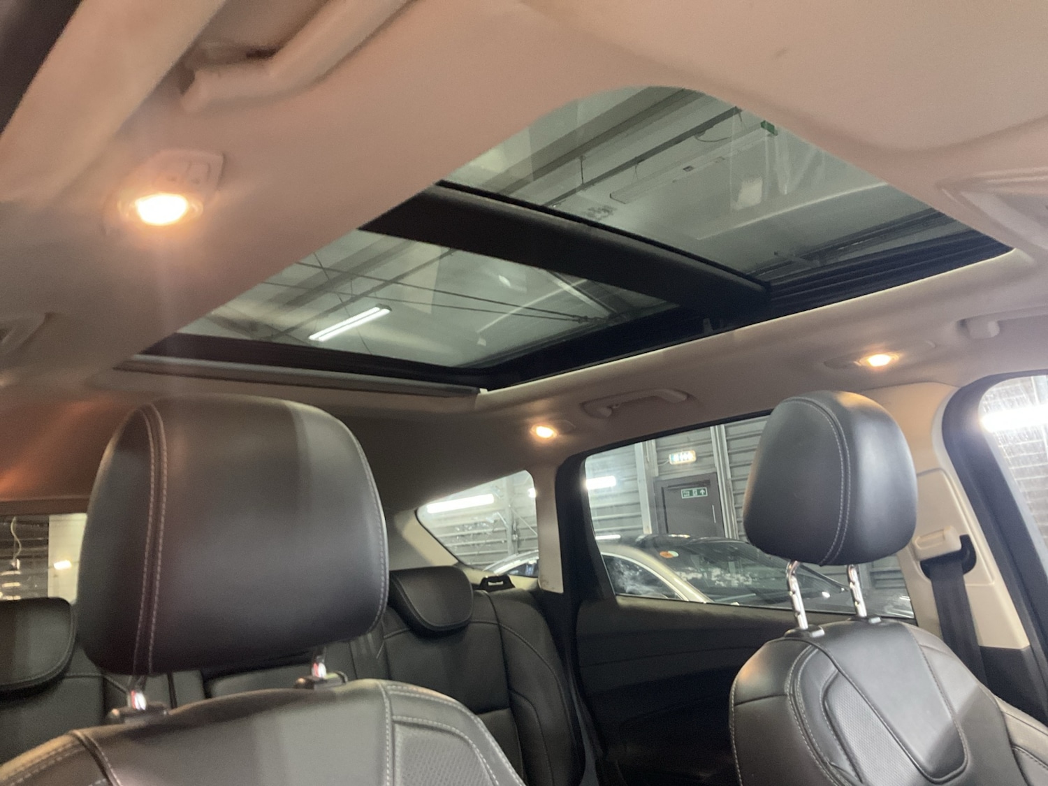 Used Ford Kuga 2015 for sale - 77877869: Photo 3