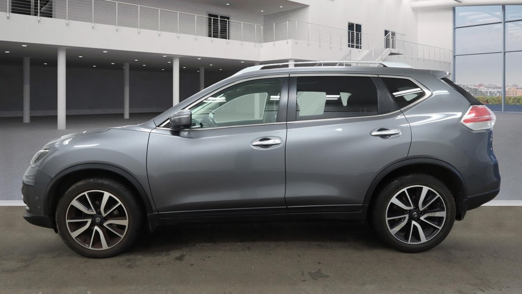 Used Nissan X-Trail 2017 for sale - 76504800: Photo 2