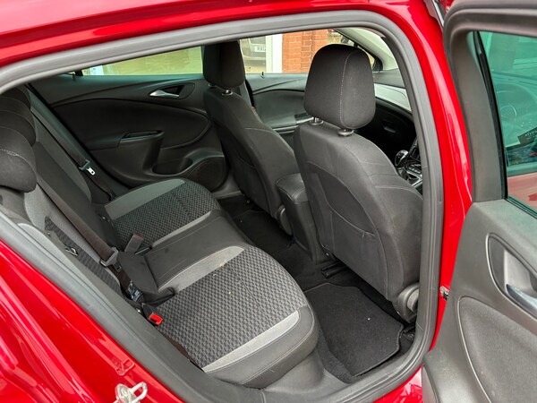 Used Vauxhall Astra 2020 for sale - 76018075: Photo 11