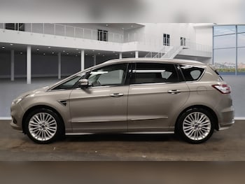 Used Ford S-Max 2015 for sale - 76969696: Photo