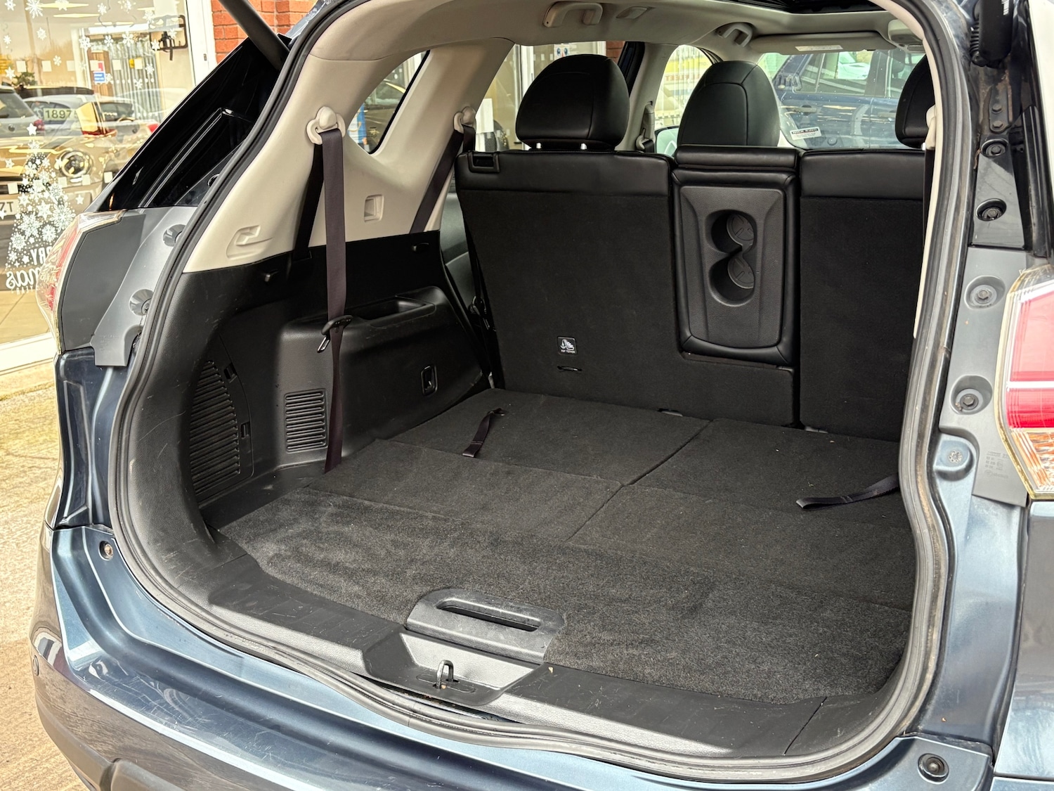 Used Nissan X-Trail 2016 for sale - 76664298: Photo 32