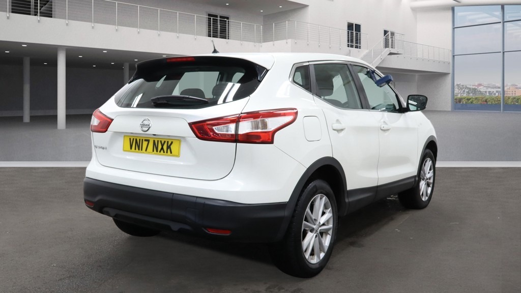 Used Nissan Qashqai 2017 for sale - 76974196: Photo 7