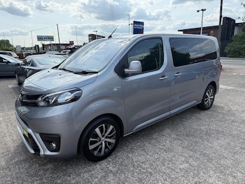 Used Toyota PROACE CITY Verso 2021 for sale - 79459703: Photo