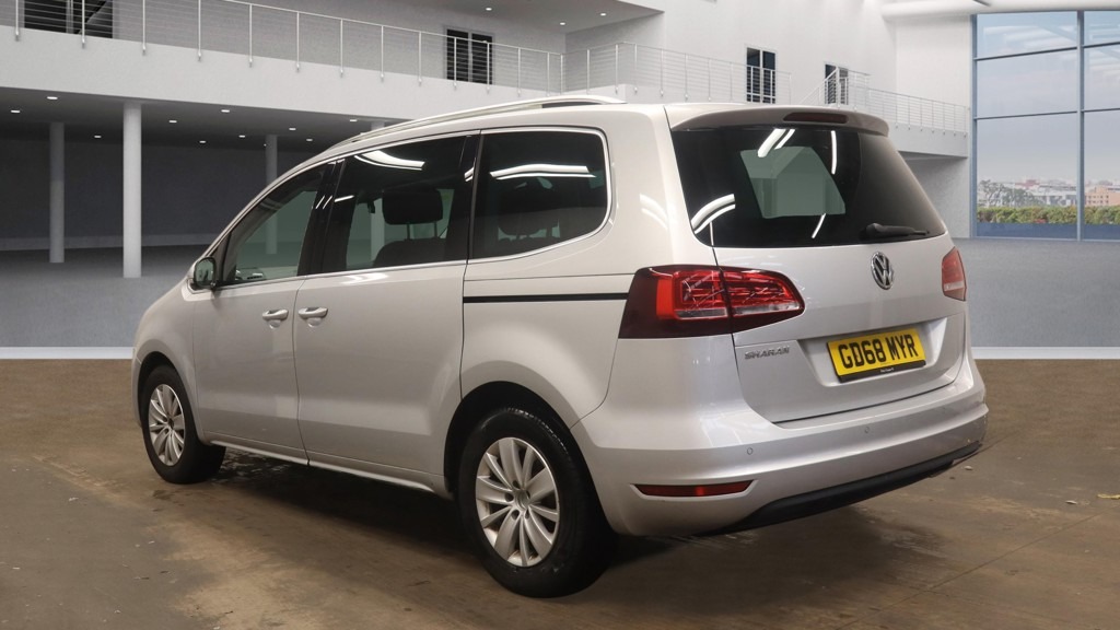 Used Volkswagen Sharan 2019 for sale - 77745902: Photo 2