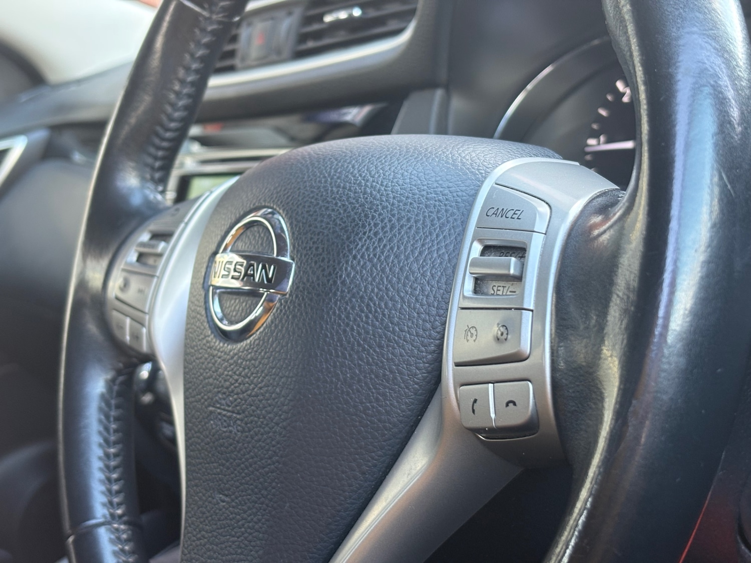 Used Nissan Qashqai 2017 for sale - 77207231: Photo 24