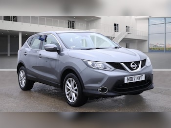 Used Nissan Qashqai 2017 for sale - 77207231: Photo