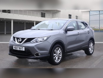 Used Nissan Qashqai 2017 for sale - 77207231: Photo