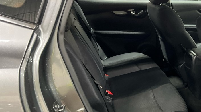 Used Nissan Qashqai 2017 for sale - 77207231: Photo 9