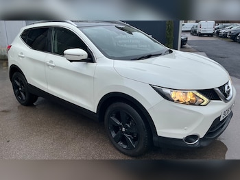 Used Nissan Qashqai 2016 for sale - 77298596: Photo