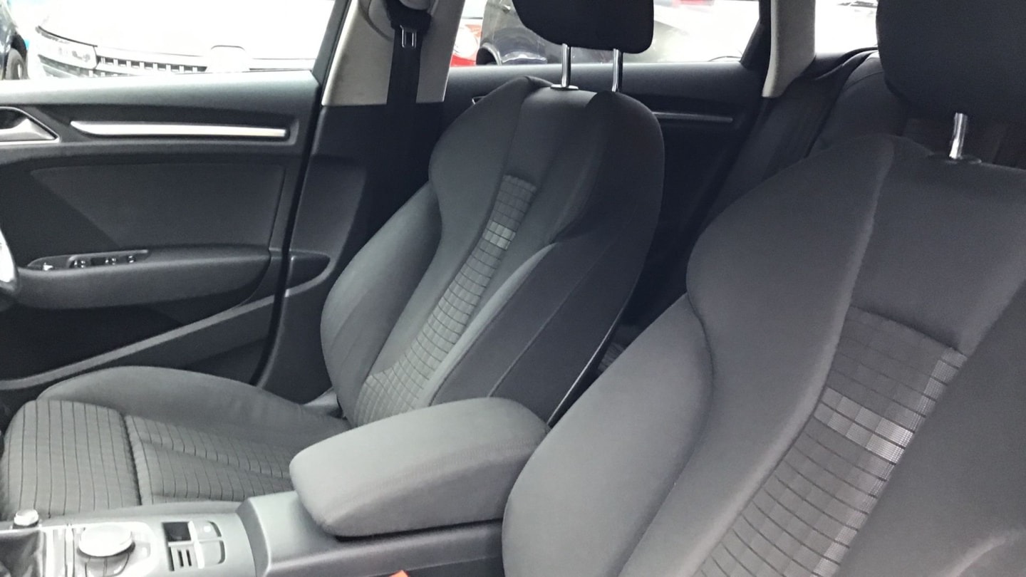 Used Audi A3 2015 for sale - 76525937: Photo 10