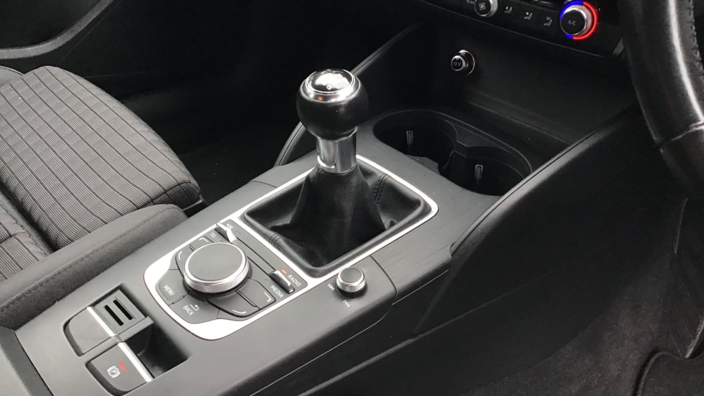 Used Audi A3 2015 for sale - 76525937: Photo 8