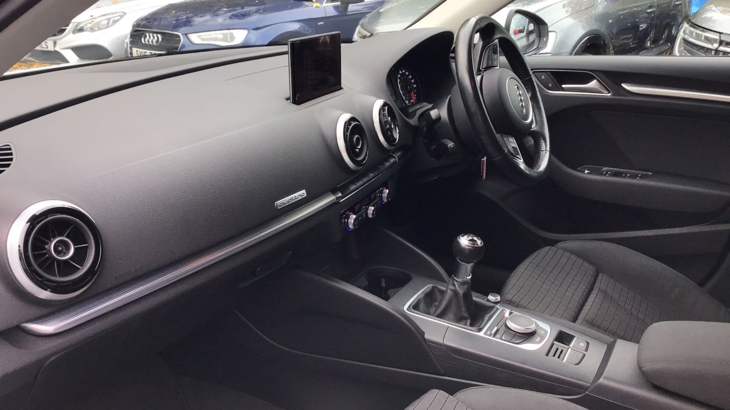 Used Audi A3 2015 for sale - 76525937: Photo 9