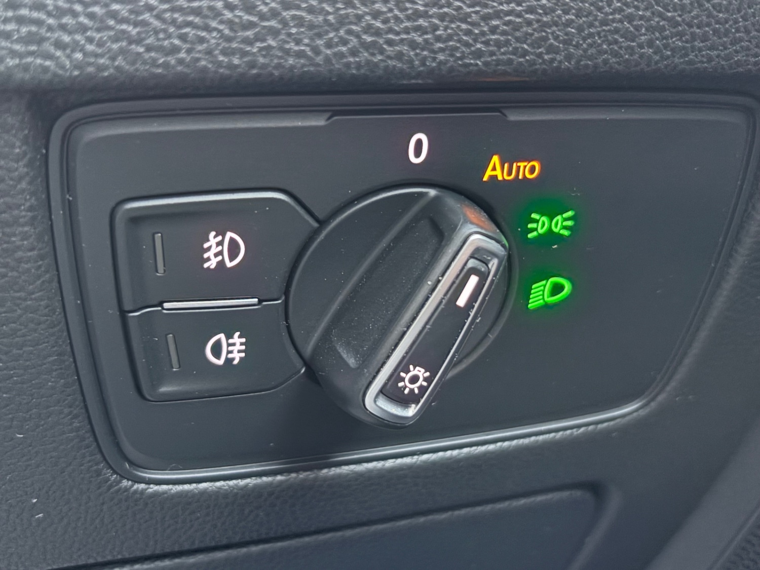 Used Volkswagen Passat 2018 for sale - 76437335: Photo 21