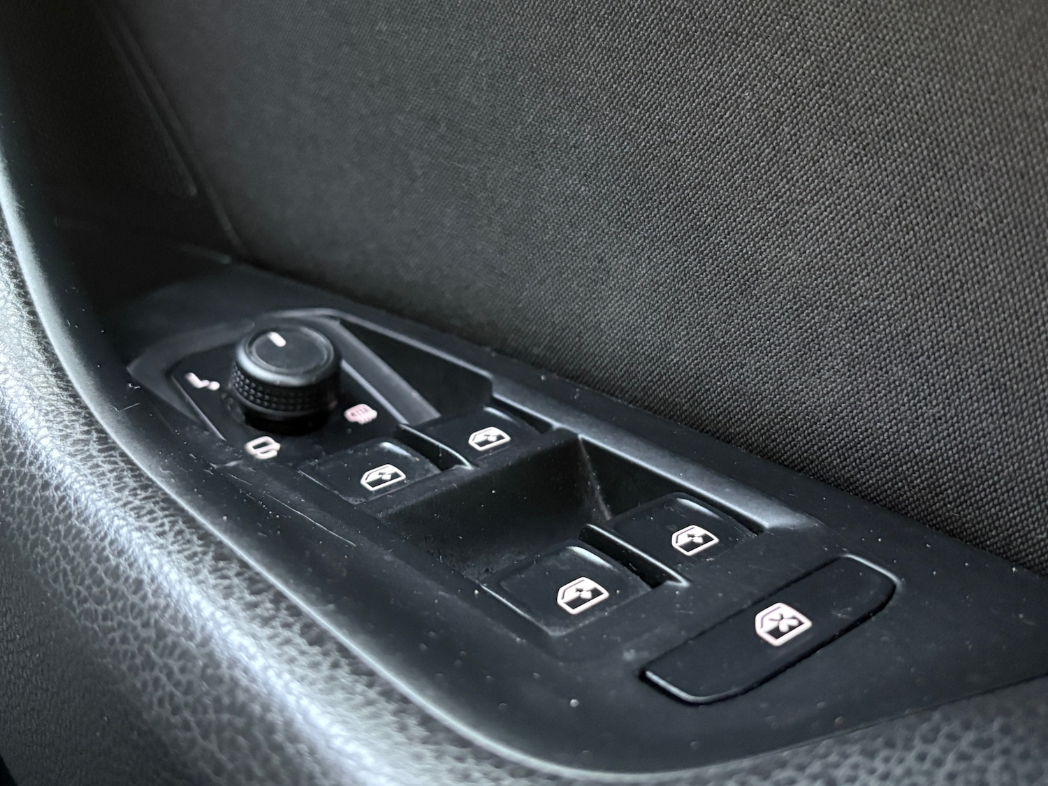 Used Volkswagen Passat 2018 for sale - 76437335: Photo 24