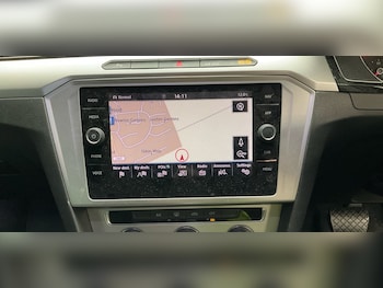 Used Volkswagen Passat 2018 for sale - 76437335: Photo