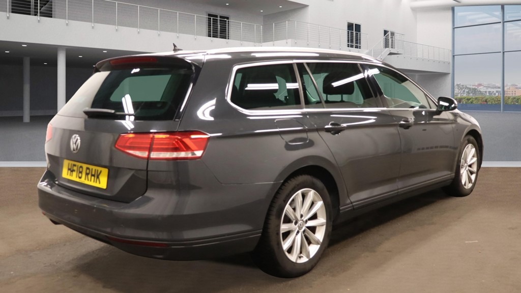 Used Volkswagen Passat 2018 for sale - 76437335: Photo 7