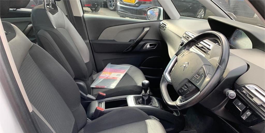 Used Citroen C4 Picasso 2015 for sale - 77378125: Photo 3