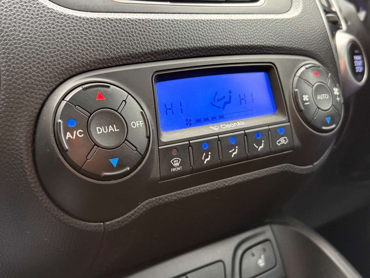 Used Hyundai Ix35 2010 for sale - 76696686: Photo 19